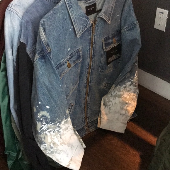 Jacket - Picture 2 of 6